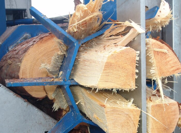 Судьба тонкомера - производство расколотых дров для населения в глубинке